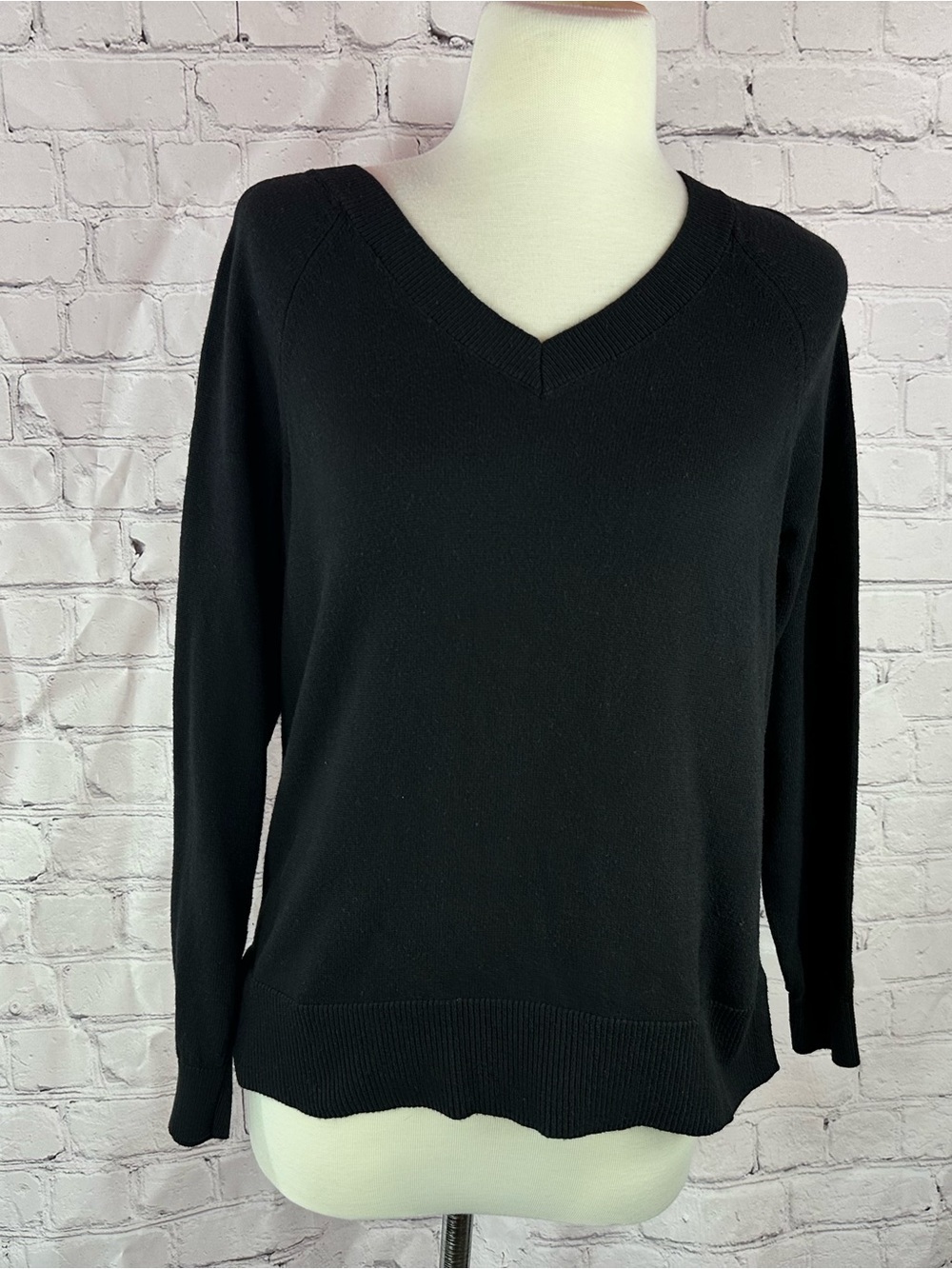 Lucky Brand Black V-Neck Sweater women S minimalist cotton blend layering preppy